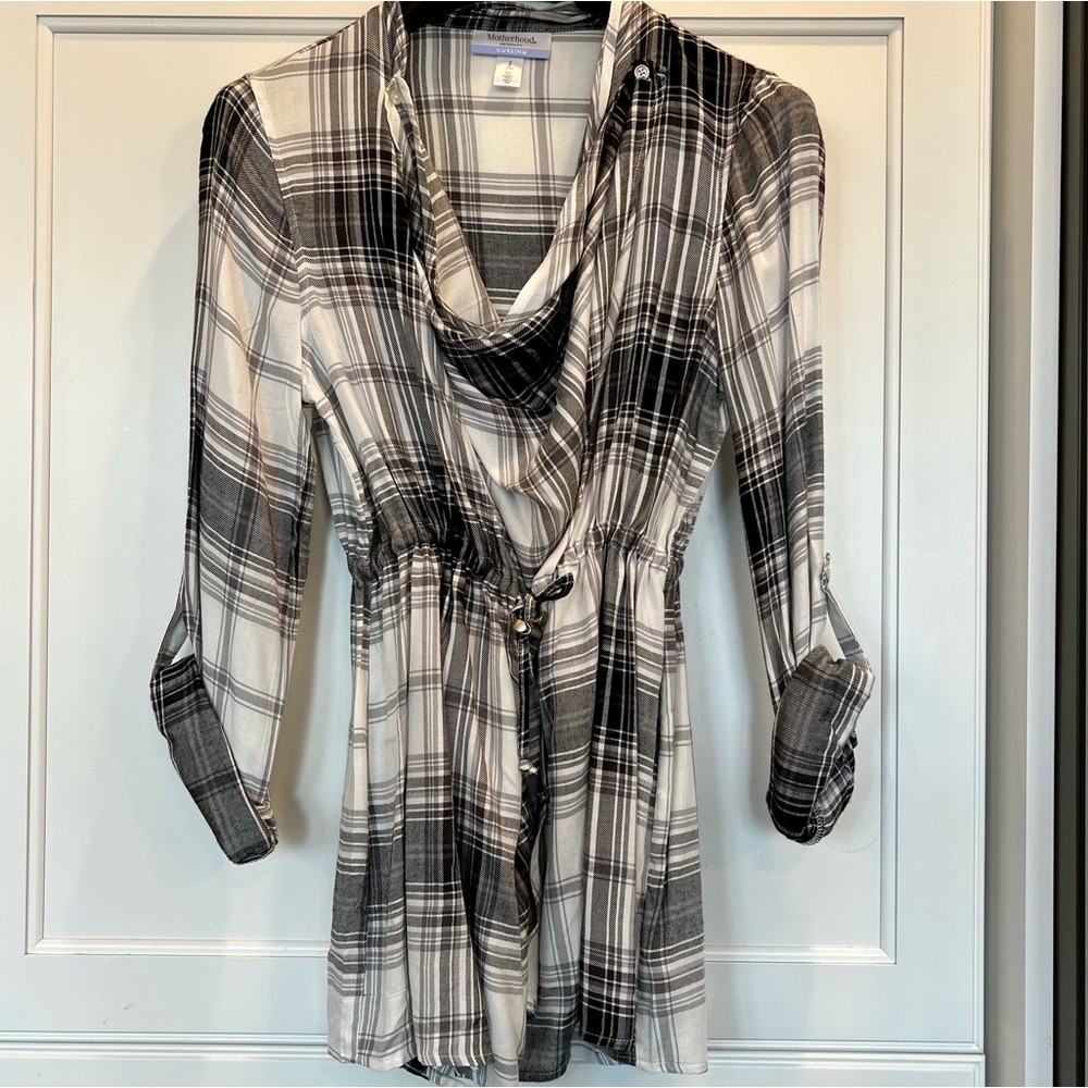 Motherhood Maternity Nursing blouse, black and white plaid, size small